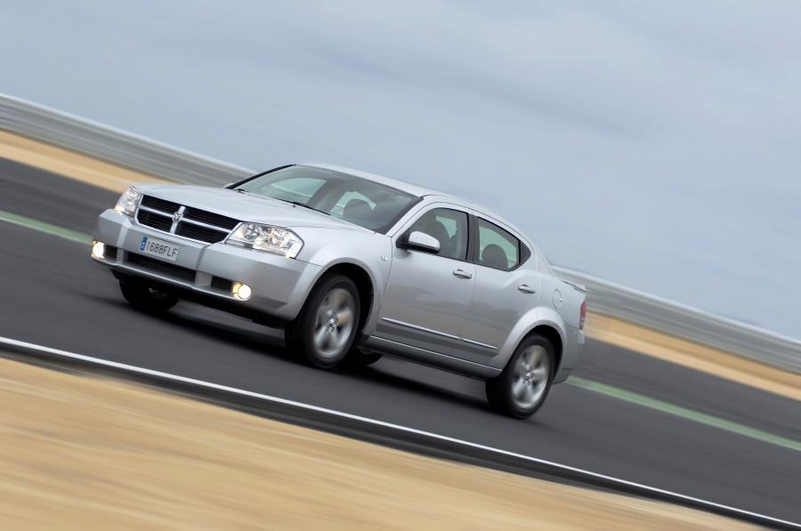  Dodge Avenger 2008 года  (фото 17 из 86)